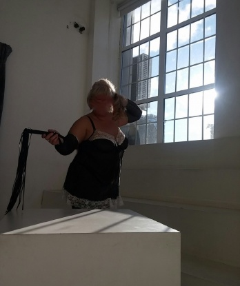 Анкета проститутки Карина - город Снигирёвка, 47 лет, №1822